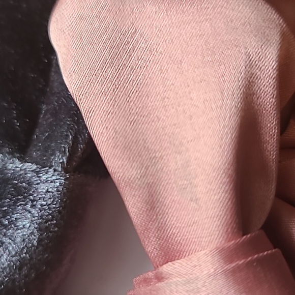 Nwt! Lululemon uplifting scrunchie bow 3 pack - Picture 5 of 5